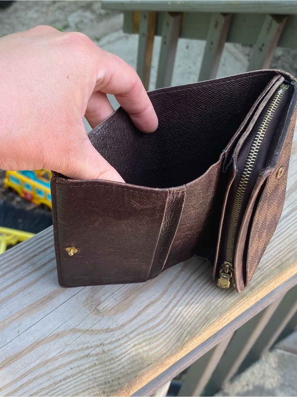 Louis Vuitton Brown Checkered Canvas Clutch Wallet - Picture 11 of 17